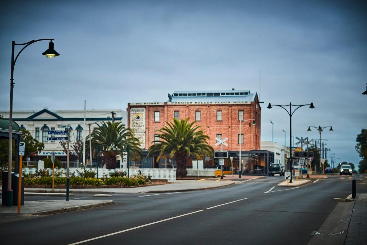 The Premier Mill Hotel Katanning Екстер'єр фото